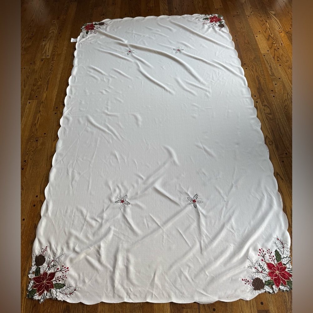 Christmas tablecloth with embroidered patterns on the corners, 100" x 58"